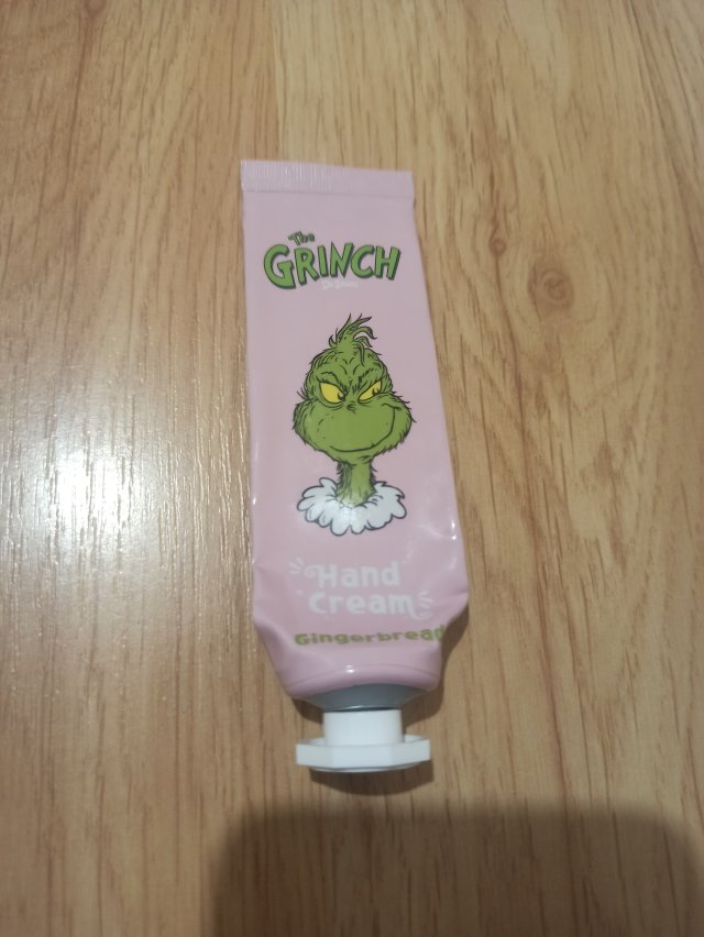 Denkowanie część druga :) Grudzień, kosmetyki w świątecznych opakowaniach lub w świątecznych kolorach: czerwonym, zielonym i złotym 