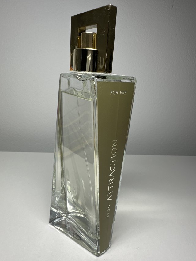 Avon Woda perfumowana, Attraction EDP