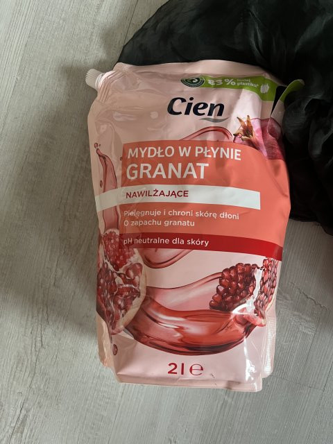 Cien Mydło w płynie, Granat