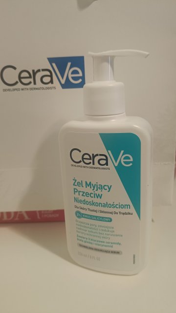 CeraVe Żel myjący do twarzy, Przeciw niedoskonałościom, Do skóry skłonnej do trądziku