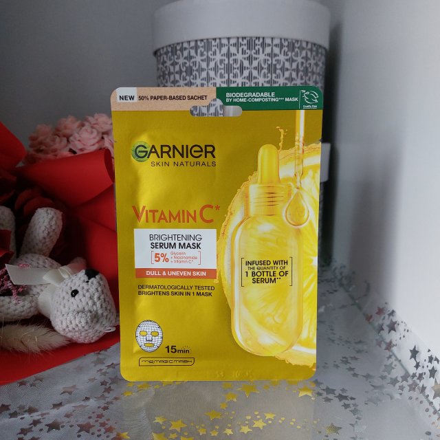 Garnier Skin Naturals, Vitamin C, Maska do twarzy w płacie, Brightening Serum Mask, Rozświetlająca