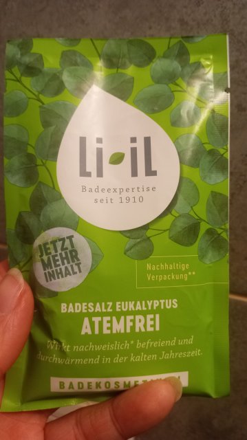 Denkowanie część druga :)  Kwiecień w wiosenno-wielkanocnych barwach - denkuję w żółci, zieleni, bieli i różu. 🐣🍀🐇🌸