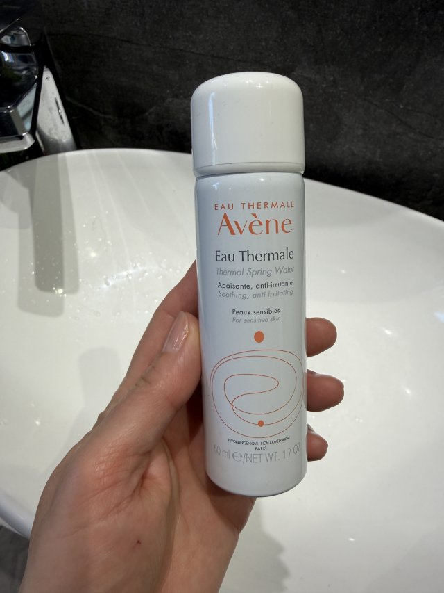 Denkowanie część druga :)  Kwiecień w wiosenno-wielkanocnych barwach - denkuję w żółci, zieleni, bieli i różu. 🐣🍀🐇🌸