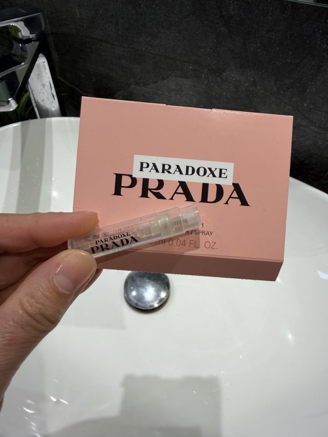 Denkowanie część druga :)  Kwiecień w wiosenno-wielkanocnych barwach - denkuję w żółci, zieleni, bieli i różu. 🐣🍀🐇🌸