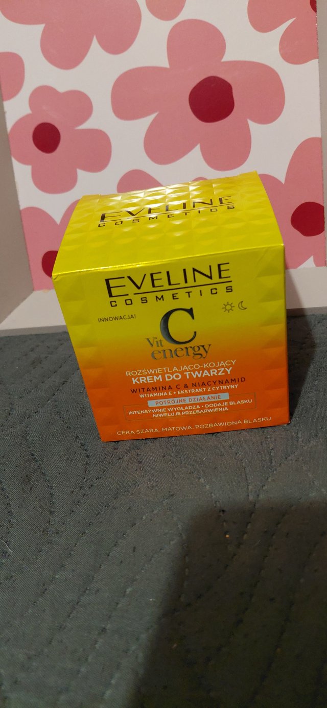 Eveline VitC Energy, Krem do twarzy, Rozświetlająco-kojący, Cera szara, matowa, pozbawiona blasku