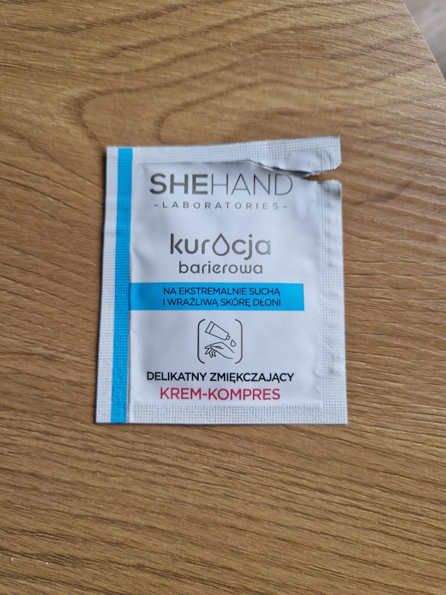 Denkowanie część druga :)  Kwiecień w wiosenno-wielkanocnych barwach - denkuję w żółci, zieleni, bieli i różu. 🐣🍀🐇🌸