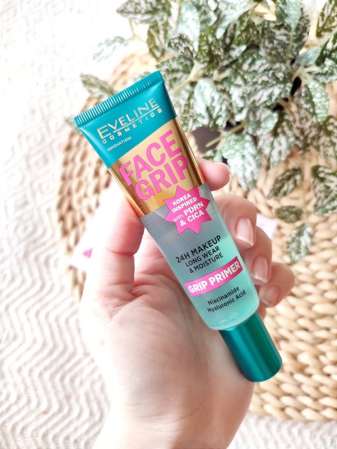 Baza pod makijaż Eveline Cosmetics 
