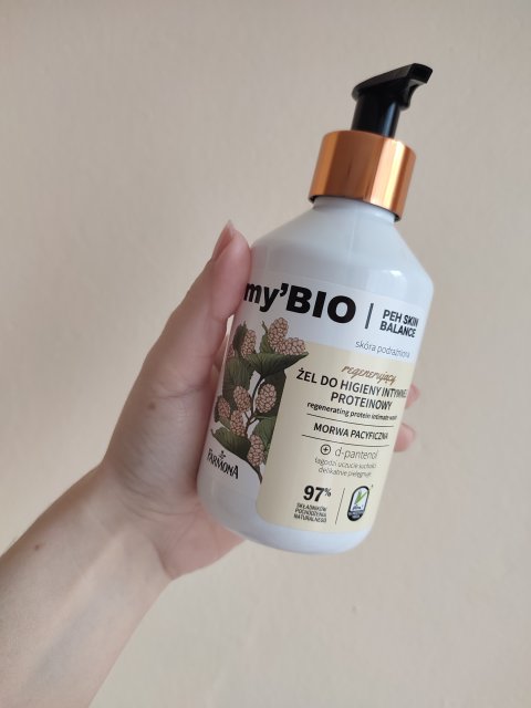 Denkowanie część druga :)  Kwiecień w wiosenno-wielkanocnych barwach - denkuję w żółci, zieleni, bieli i różu. 🐣🍀🐇🌸