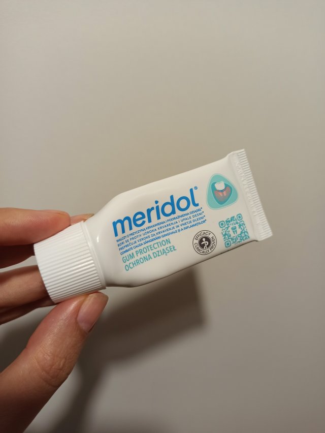 Denkowanie część druga :)  Kwiecień w wiosenno-wielkanocnych barwach - denkuję w żółci, zieleni, bieli i różu. 🐣🍀🐇🌸