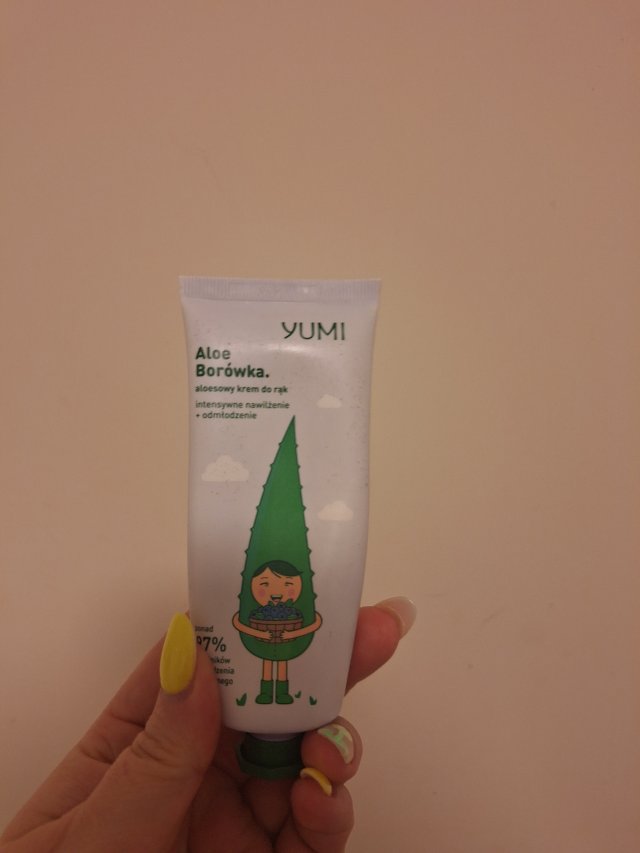 Denkowanie część druga :)  Kwiecień w wiosenno-wielkanocnych barwach - denkuję w żółci, zieleni, bieli i różu. 🐣🍀🐇🌸