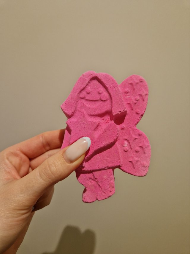 Denkowanie część druga :)  Kwiecień w wiosenno-wielkanocnych barwach - denkuję w żółci, zieleni, bieli i różu. 🐣🍀🐇🌸