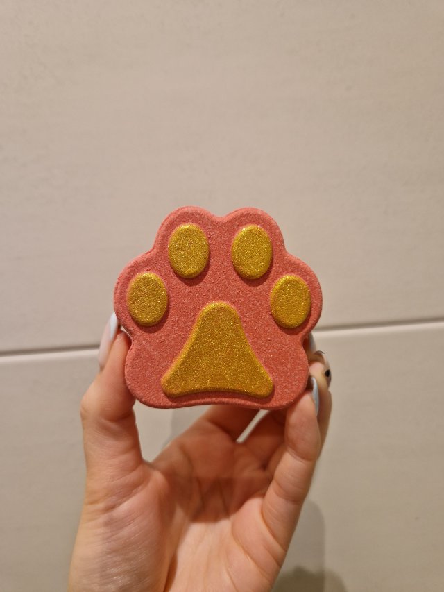 Denkowanie część druga :)  Kwiecień w wiosenno-wielkanocnych barwach - denkuję w żółci, zieleni, bieli i różu. 🐣🍀🐇🌸