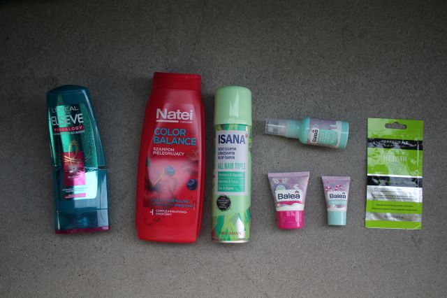 akcja denkowanie! grudzień - kosmetyki w świątecznych opakowaniach i świątecznych kolorach 🎄❄️⛄🎀🎁🎅