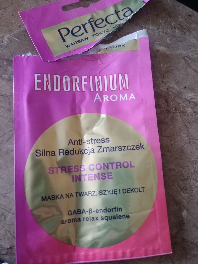 akcja denkowanie! grudzień - kosmetyki w świątecznych opakowaniach i świątecznych kolorach 🎄❄️⛄🎀🎁🎅