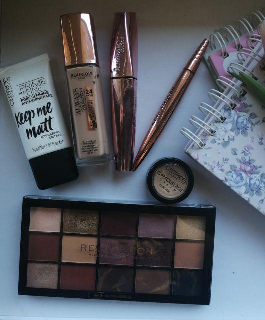 Kosmetyki do makijażu na co dzień 