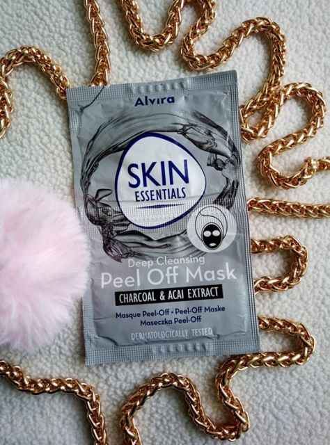 akcja denkowanie! grudzień - kosmetyki w świątecznych opakowaniach i świątecznych kolorach 🎄❄️⛄🎀🎁🎅