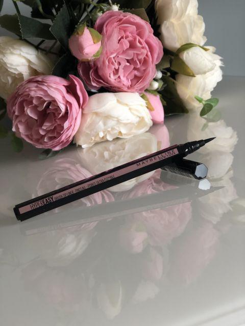liner Maybelline