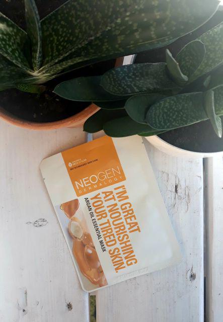 Neogen Dermalogy Maska do twarzy w płacie, Argan Oil Essential Mask