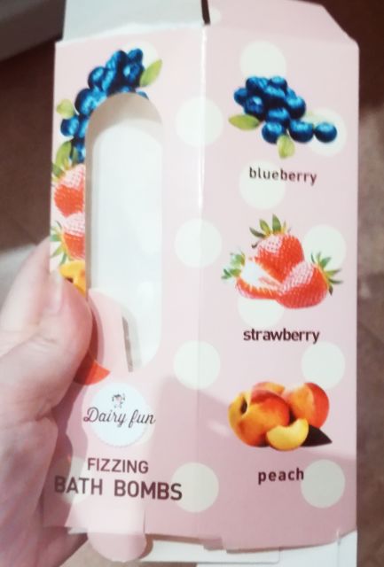 akcja denkowanie! grudzień - kosmetyki w świątecznych opakowaniach i świątecznych kolorach 🎄❄️⛄🎀🎁🎅