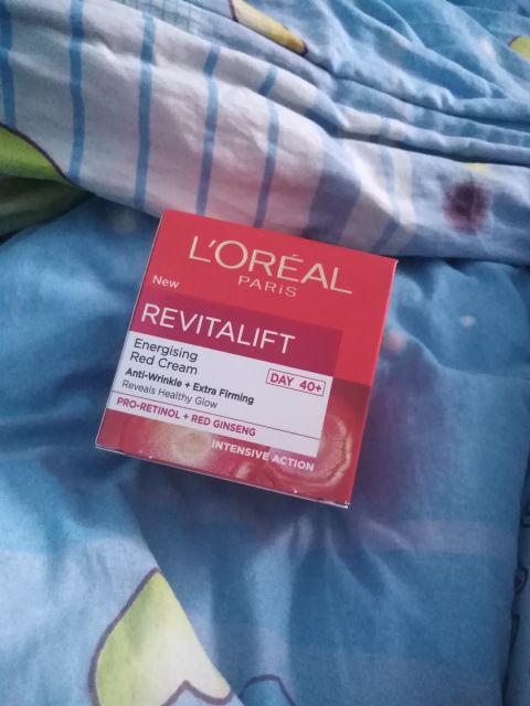 L'Oréal Revitalift, Krem do twarzy, Przeciwzmarszczkowy, Silnie ujędrniający, Na dzień