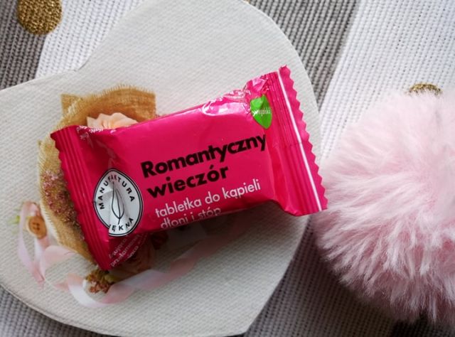 akcja denkowanie! grudzień - kosmetyki w świątecznych opakowaniach i świątecznych kolorach 🎄❄️⛄🎀🎁🎅