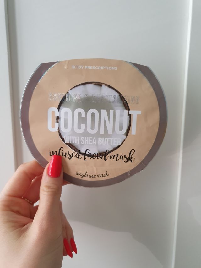 akcja denkowanie! grudzień - kosmetyki w świątecznych opakowaniach i świątecznych kolorach 🎄❄️⛄🎀🎁🎅