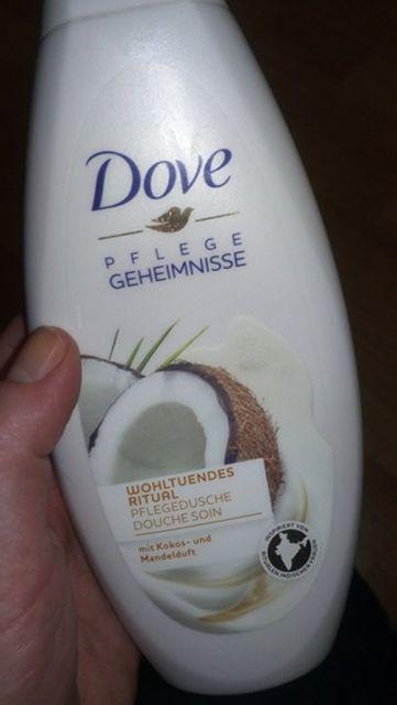 Dove Nourishing Secrets, Żel pod prysznic, Restoring Ritual, Olej kokosowy i mleko migdałowe
