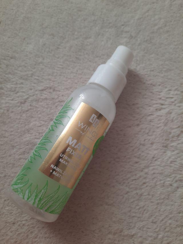 AA Wings of Color, Matt Fixer, Utrwalacz do makijażu, Nawilżająco-matujący