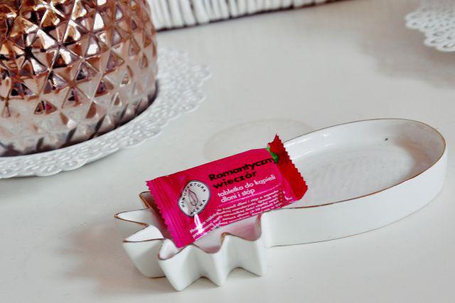 Marba Cosmetics Manufaktura Piękna, Tabletka do kąpieli dłoni i stóp, Romantyczny wieczór