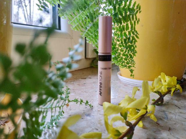 Maybelline Affinitone, Korektor, nr 01