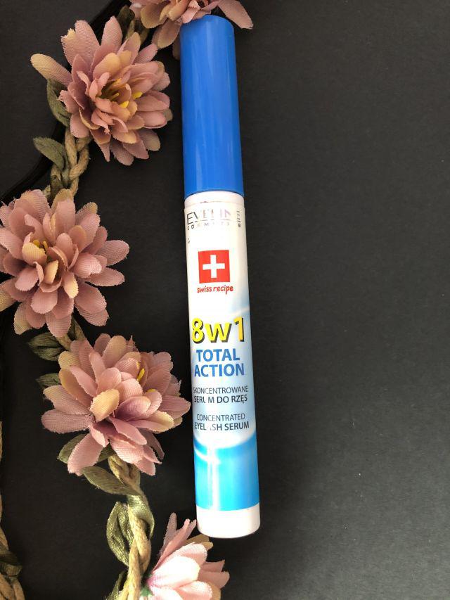 Eveline Lash Therapy Professional, 8w1 Total Action, Skoncentrowane serum do rzęs