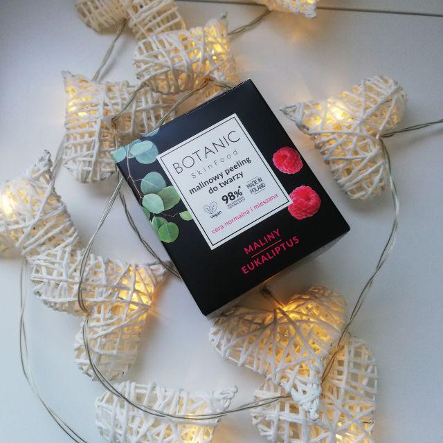 Malinowy peeling do twarzy Botanic SkinFood