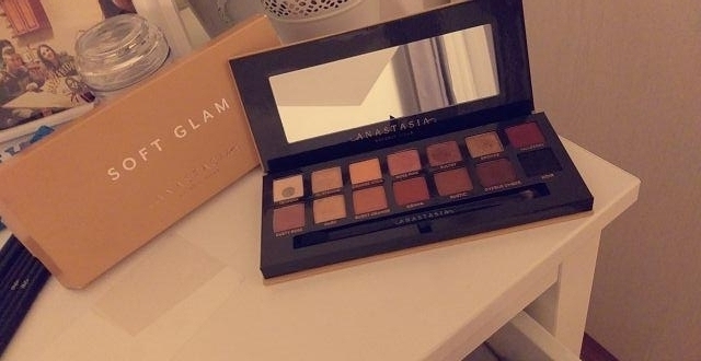 Anastasia Beverly Hills Soft glam 
