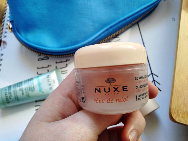 NUXE Peeling do ciała, Rêve de Miel