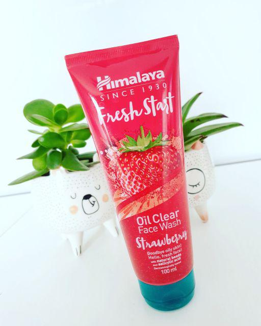 Himalaya Herbals Fresh start, oil clear, zel do życia twarzy - truskawka
