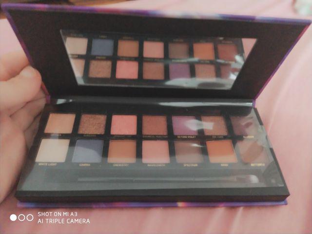 W7 Paleta cieni do powiek, Violet Lights