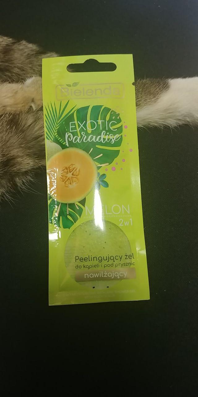 Peelingujacy żel pod prysznic