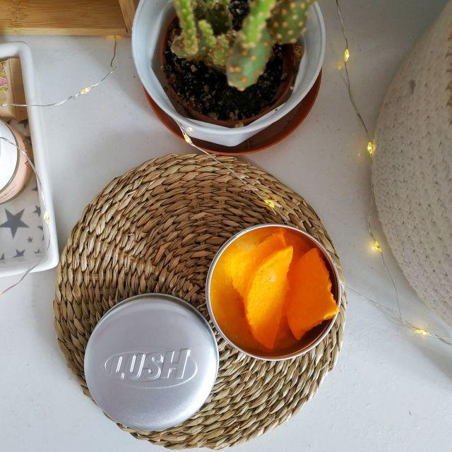 lush szampon do wlosow w kostce