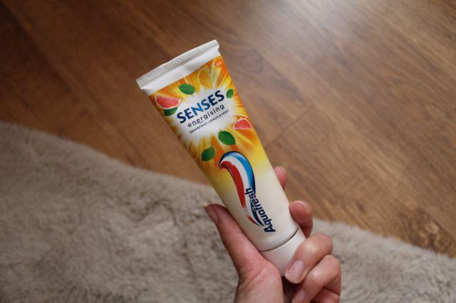 Aquafresh Pasta do zębów, Senses, Energetyzująca, Grejpfrut, Cytryna i mięta 