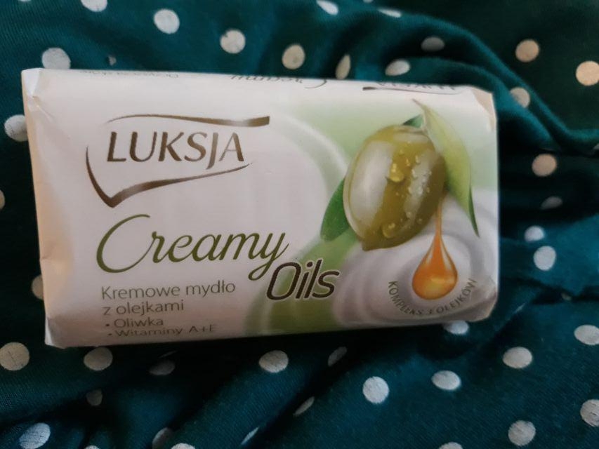 Luksja Creamy, Mydło w kostce, Oils, Oliwka i witaminy A + E