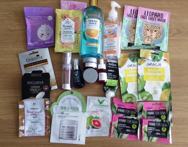 akcja denkowanie! grudzień - kosmetyki w świątecznych opakowaniach i świątecznych kolorach 🎄❄️⛄🎀🎁🎅