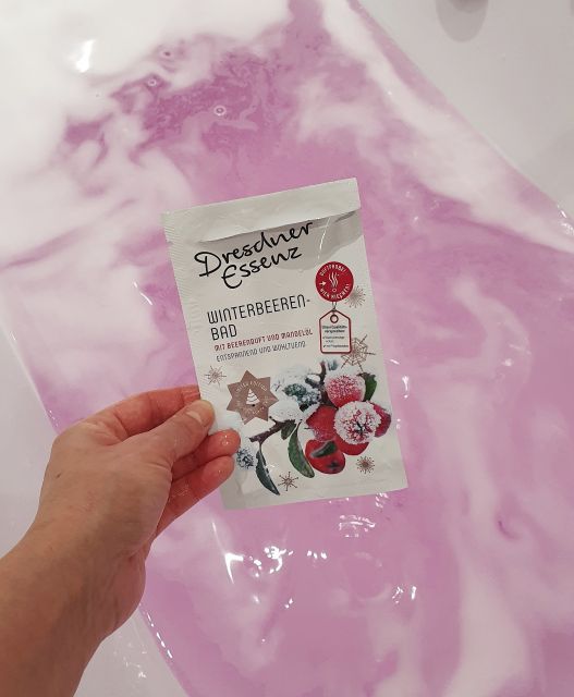 Dresdner Essenz Sól do kąpieli, Winterbeeren-Bad