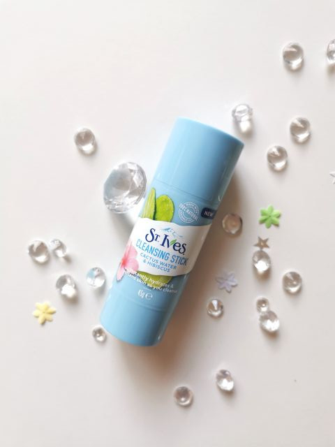 St. Ives Sztyft do twarzy, Oczyszczający, Cactus water & Hibiscus