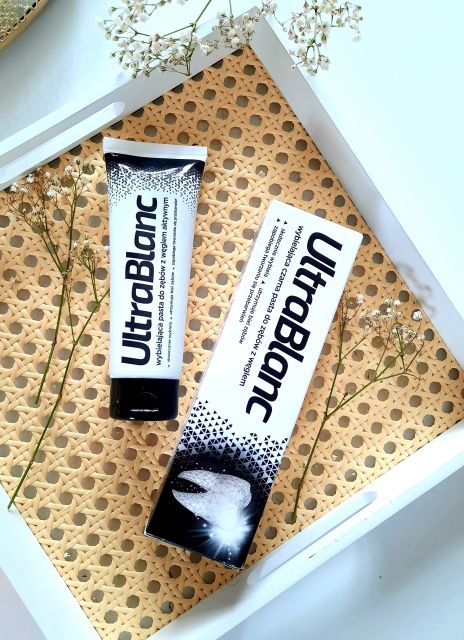 UltraBlanc Pasta do zębów, Wybielająca, Z węglem aktywnym