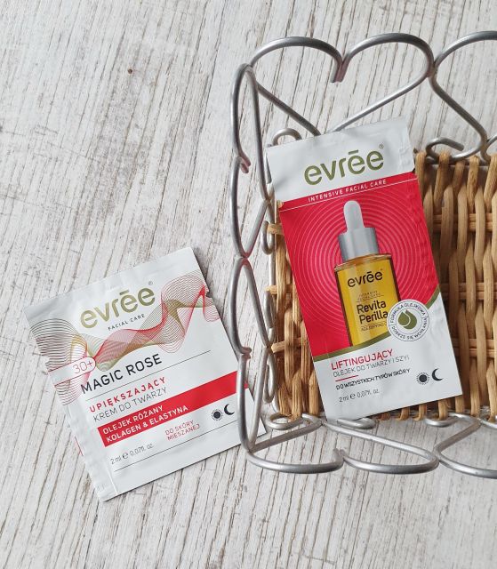 akcja denkowanie! grudzień - kosmetyki w świątecznych opakowaniach i świątecznych kolorach 🎄❄️⛄🎀🎁🎅