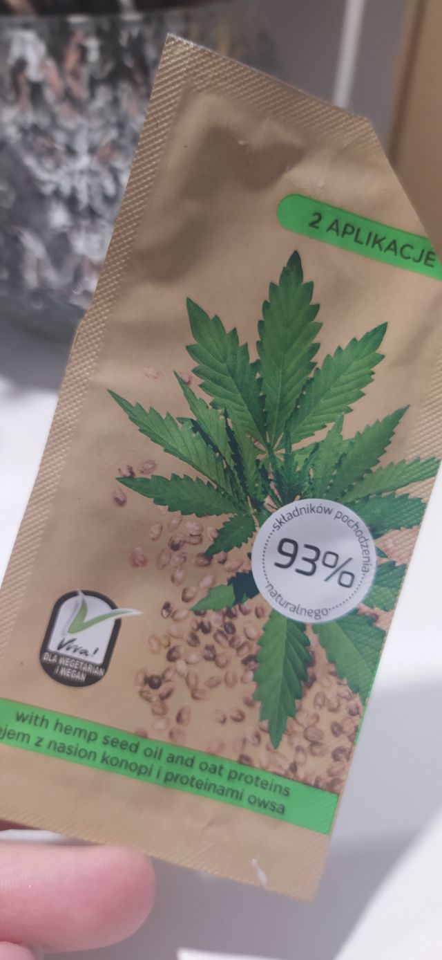 akcja denkowanie! grudzień - kosmetyki w świątecznych opakowaniach i świątecznych kolorach 🎄❄️⛄🎀🎁🎅