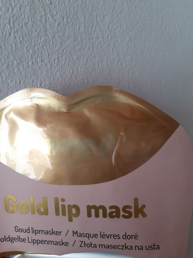 akcja denkowanie! grudzień - kosmetyki w świątecznych opakowaniach i świątecznych kolorach 🎄❄️⛄🎀🎁🎅