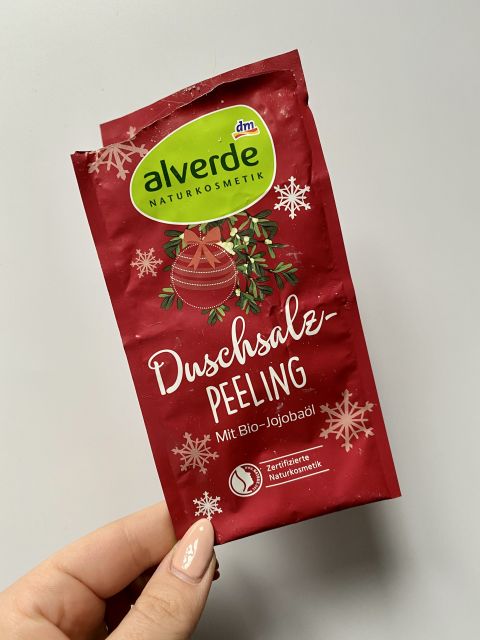 akcja denkowanie! grudzień - kosmetyki w świątecznych opakowaniach i świątecznych kolorach 🎄❄️⛄🎀🎁🎅