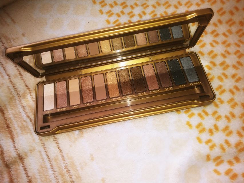 Wibo Go Nude, Sex Appeal Edition, Paleta cieni do powiek