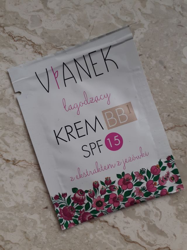 akcja denkowanie! grudzień - kosmetyki w świątecznych opakowaniach i świątecznych kolorach 🎄❄️⛄🎀🎁🎅